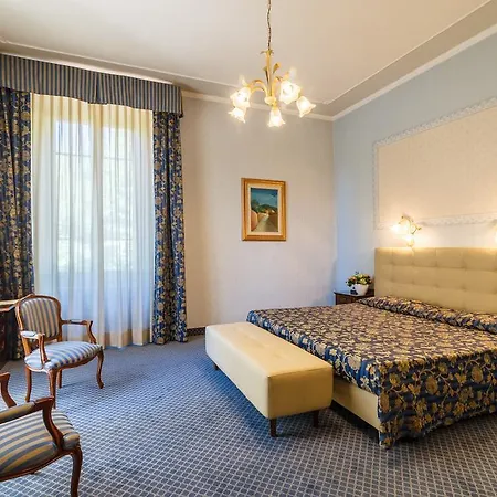 Delle Rose Hotel 4*